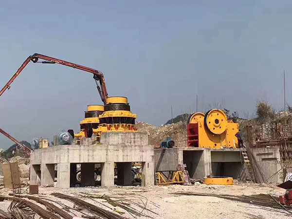 山東品牌移動(dòng)破碎機(jī)牌子