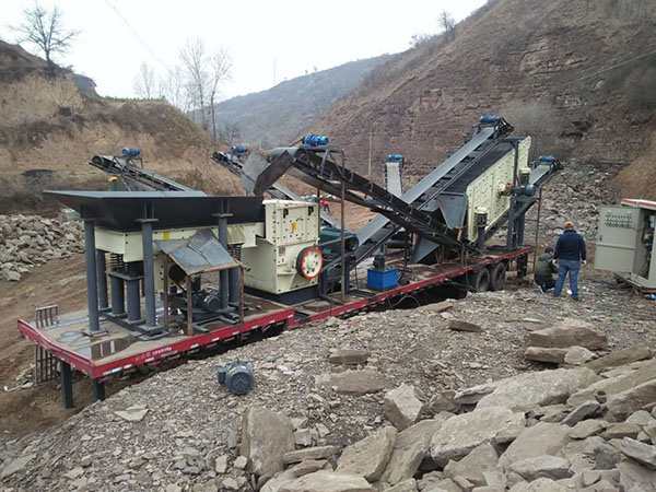 湖南石頭移動(dòng)破碎機(jī)生產(chǎn)廠家