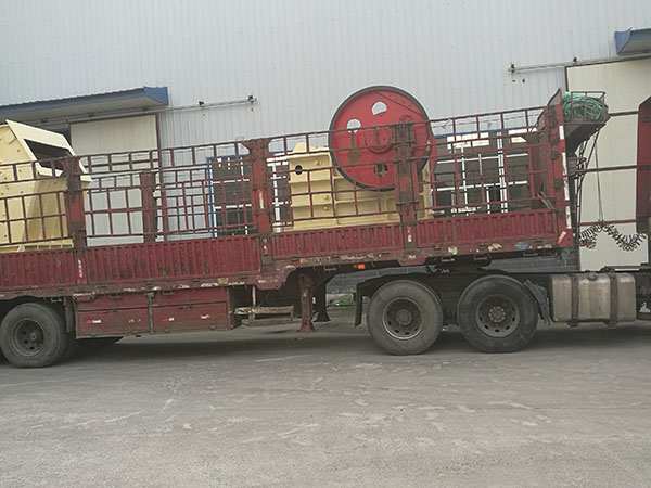 北京石子移動破碎機(jī)站報價