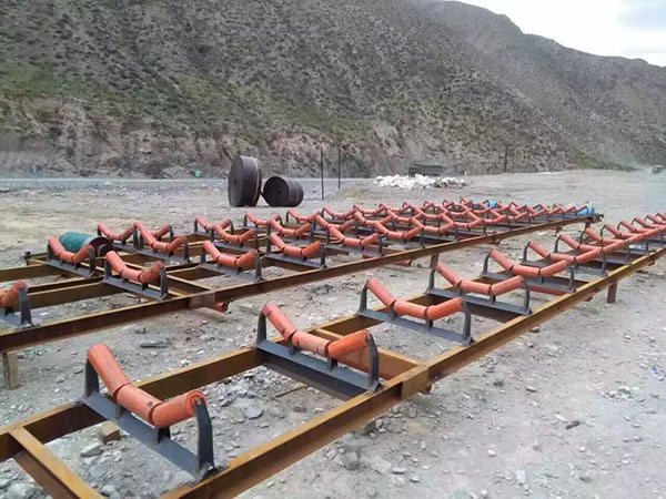 福建美斯達(dá)重錘破碎機(jī)設(shè)計(jì)案例