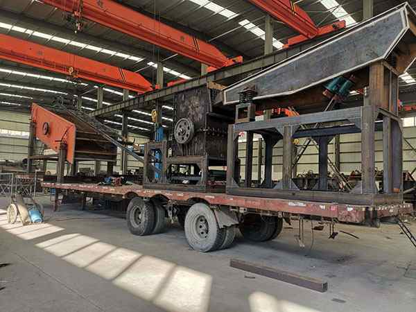 海南反擊式重錘破碎機(jī)移動破碎