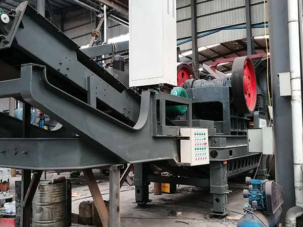 內(nèi)蒙古煤炭重錘破碎機圖紙