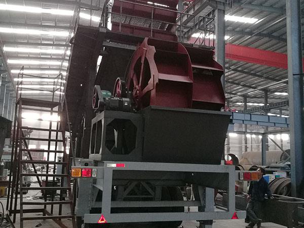 廣西移動碎石機重錘破碎機一般多少錢呢