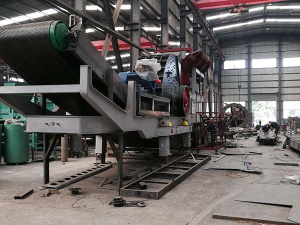 云南德國進(jìn)口重錘破碎機(jī)站的應(yīng)用