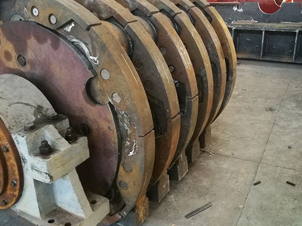 海南小型輪胎式移動破碎機建筑垃圾