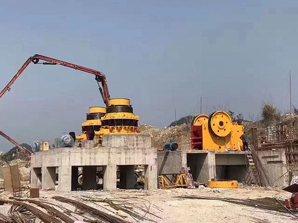 上海環(huán)保重錘破碎機(jī)機(jī)械設(shè)備