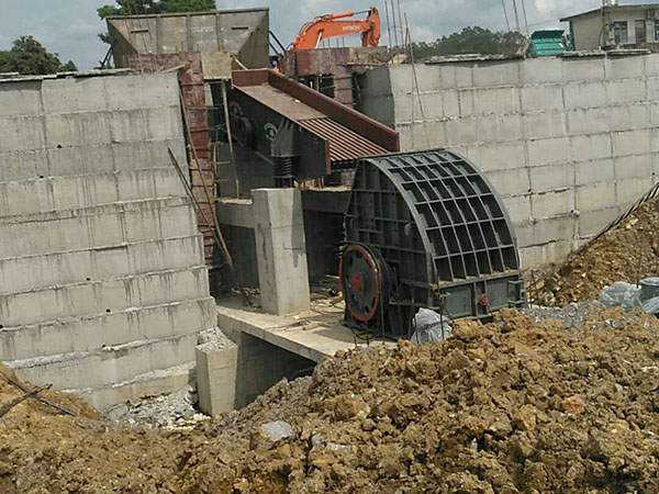 江蘇鄂式移動破碎機(jī)安裝