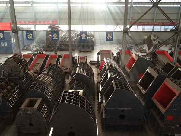 山東那里有賣賣重錘破碎機生產廠家