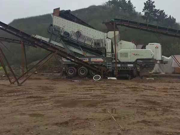 浙江礦山移動(dòng)破碎機(jī)二手