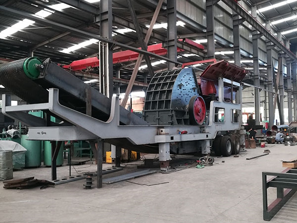 山西小型輪胎式移動(dòng)破碎機(jī)生產(chǎn)廠家