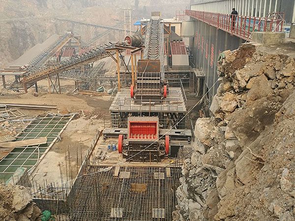 山西小型輪胎式移動(dòng)破碎機(jī)生產(chǎn)廠家