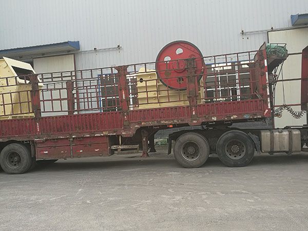 湖北半重錘破碎機(jī)多少錢一臺