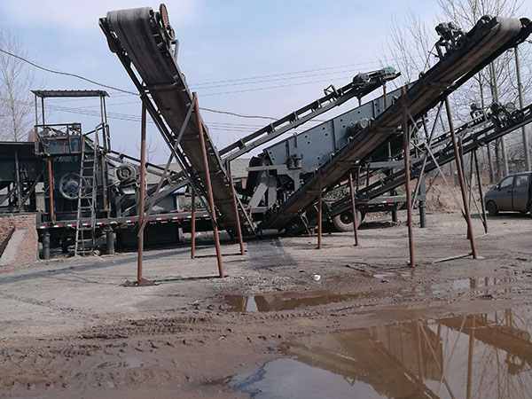 西藏履帶式重錘破碎機(jī)機(jī)械設(shè)備