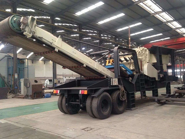 廣東輪胎式重錘破碎機移動式破碎站