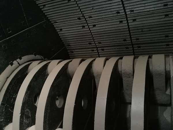 云南帶回料的移動(dòng)破碎機(jī)哪家好