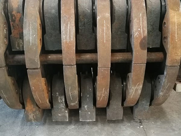 天津一臺可重錘破碎機(jī)設(shè)計案例