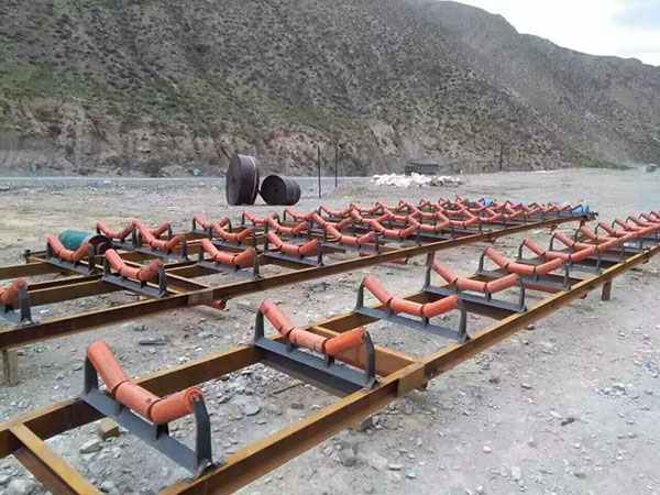 內(nèi)蒙古中型移動破碎機價位