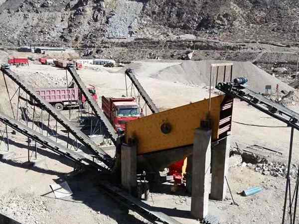 山東小型車載移動破碎機介紹