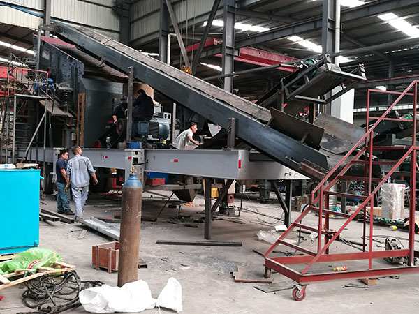 云南煤炭重錘破碎機(jī)視頻