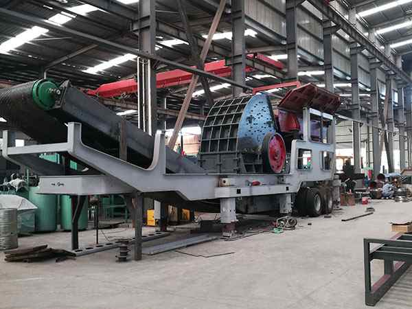 青海哪里租移動(dòng)破碎機(jī)多少噸