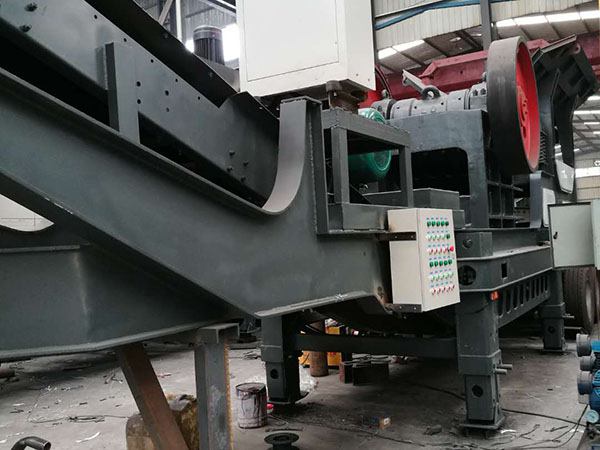 吉林環(huán)保移動(dòng)破碎機(jī)高速