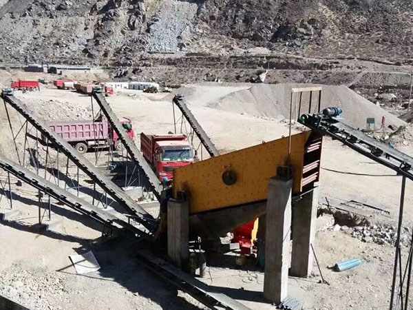 海南輪式重錘破碎機(jī)小型