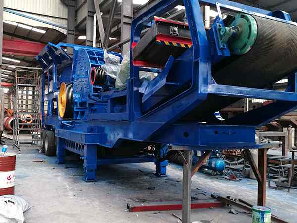 新疆新型移動破碎機(jī)的廠家