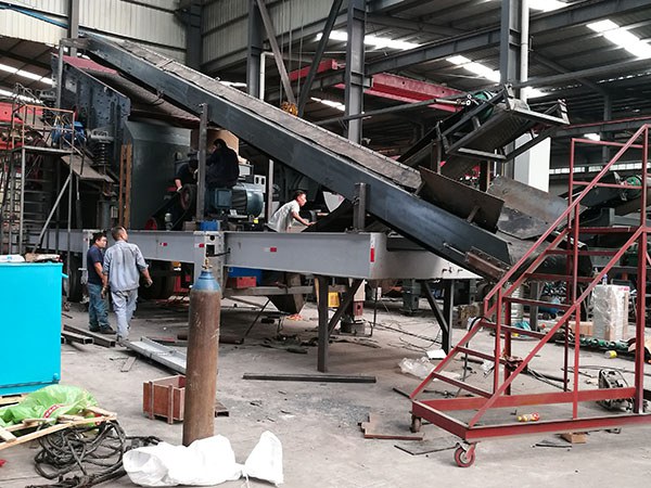 福建半移動破碎機(jī)的優(yōu)點