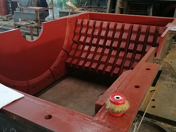 黑龍江小型可重錘破碎機(jī)進(jìn)口