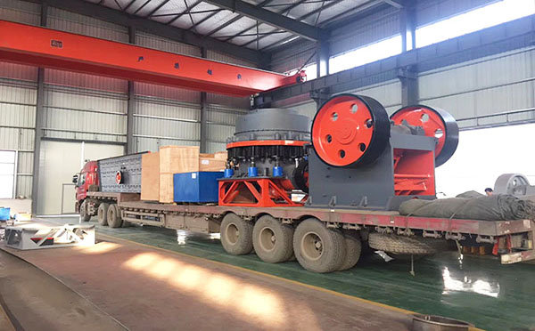 移動(dòng)碎石機(jī)