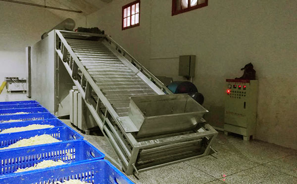 香蕉片烘干機(jī) 香蕉片烘干機(jī)