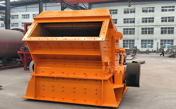 對(duì)輥制沙機(jī)